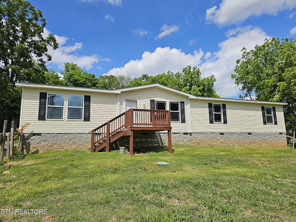 1st image of 984 Dalton Rd