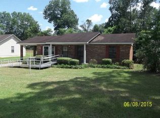 706 Franklin St, Douglas, GA 31533
