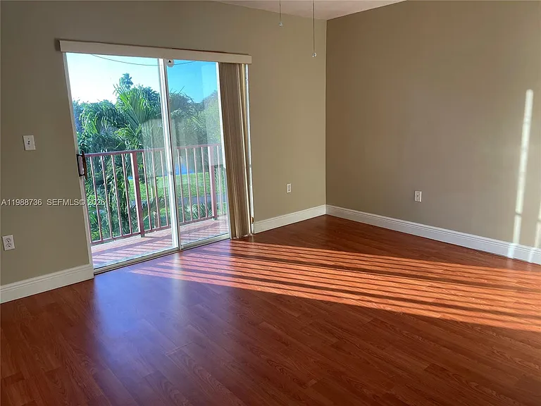 10240 SW 154th Circle Ct #1076 — Photo 8