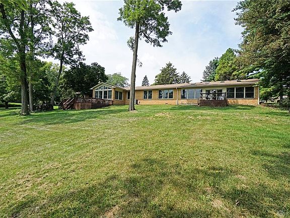 2nd image of 4561 Monte Dr
