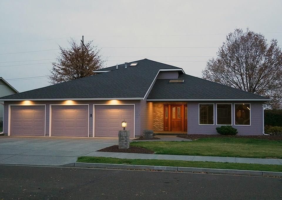 1st image of 1025 Southview Dr
