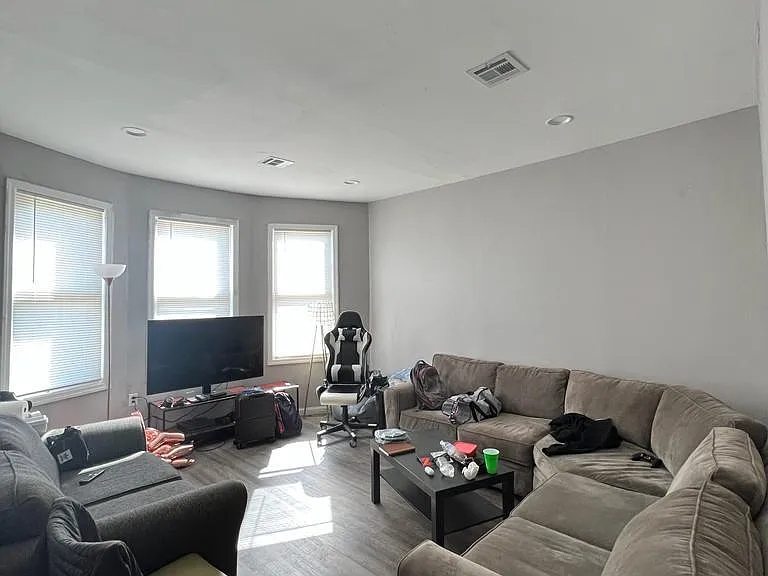 95 Hancock Ave #2 — Photo 1