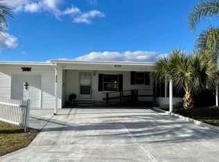 830 Green St, Lady Lake, FL 32159