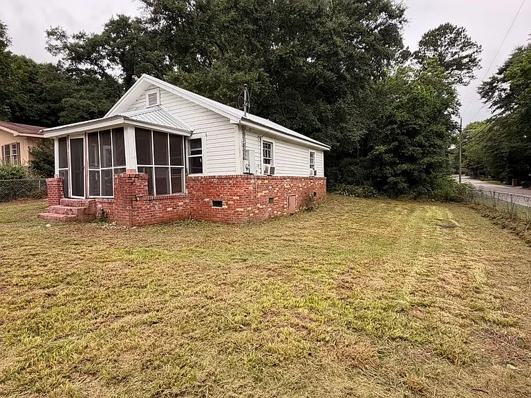 1200 Martin Luther King Dr — Photo 8