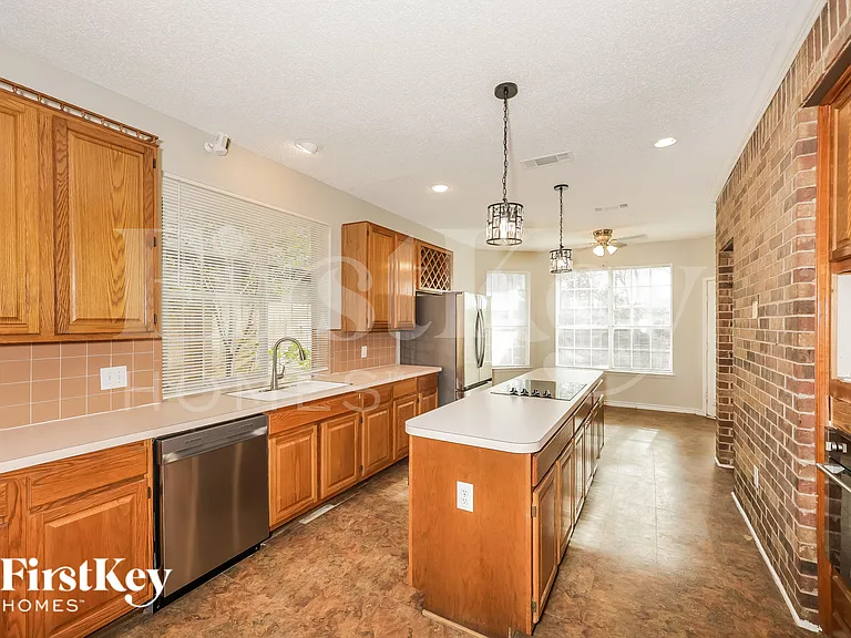 8336 Mountainview Dr — Photo 7