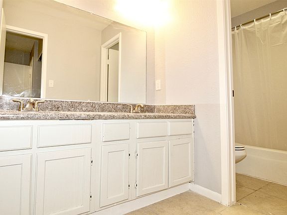 3rd image of 2126 Highland Hills Dr #2126