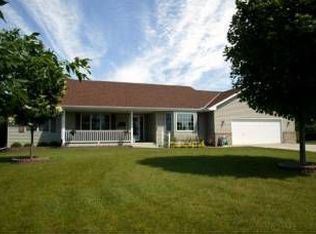 813 Reo Rd, Watertown, MN 55388