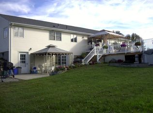 1056 Danielson Pike, Scituate, RI 02857