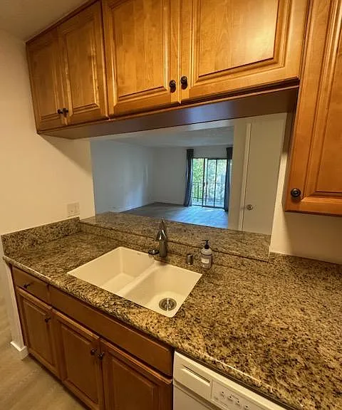 5460 White Oak Ave #A232 — Photo 10
