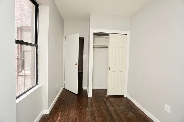 Rented by BRICK & GALO REALTY CORP | media 7