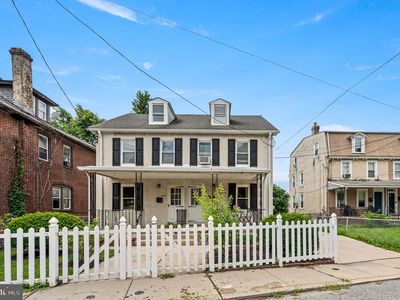 239 Fairview Rd, Crum Lynne, PA, 19022