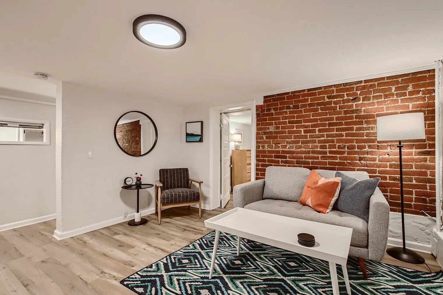 1 bed, 1.0 bath, 516 sqft, $2,375 — Photo 1