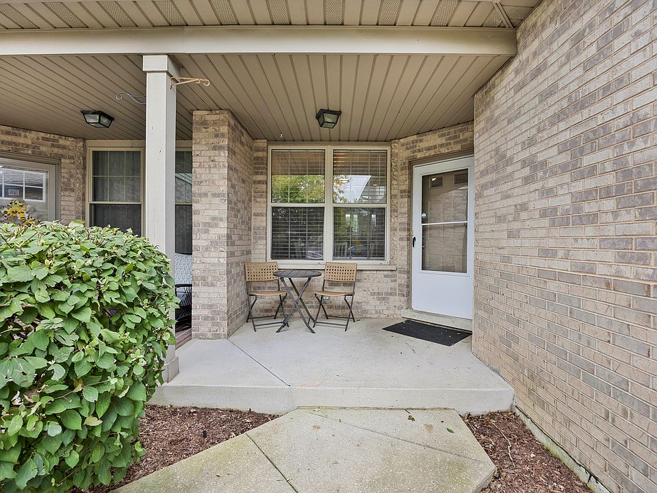 1st image of 9135 Mansfield Dr