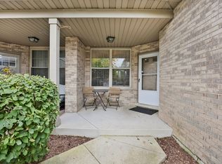 9135 Mansfield Dr, Tinley Park, IL 60487