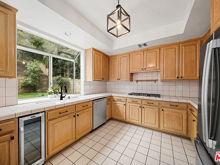 4144 Colfax Ave — Photo 19