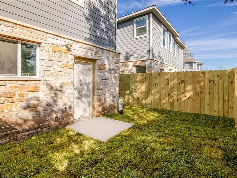 906 Quartz Ct #602 — Photo 11