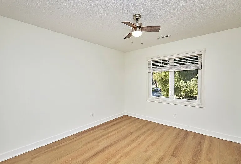 5221 Boulder Dr #5 — Photo 18