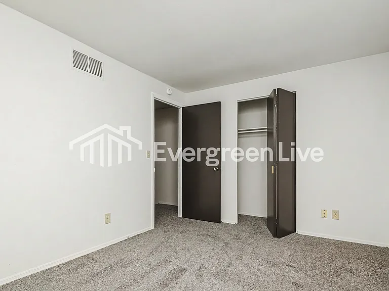 7751 Mount Hood Dr — Photo 10