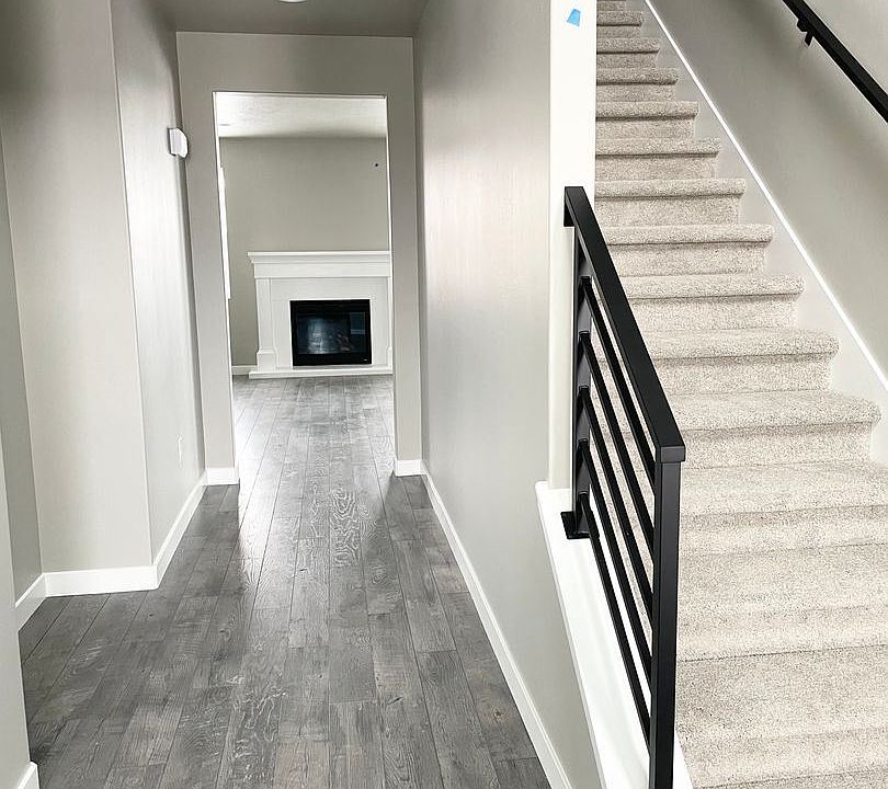 1st image of 5650 Parkview Dr