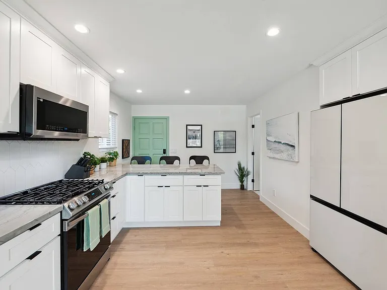 2138 Reed Ave — Photo 32