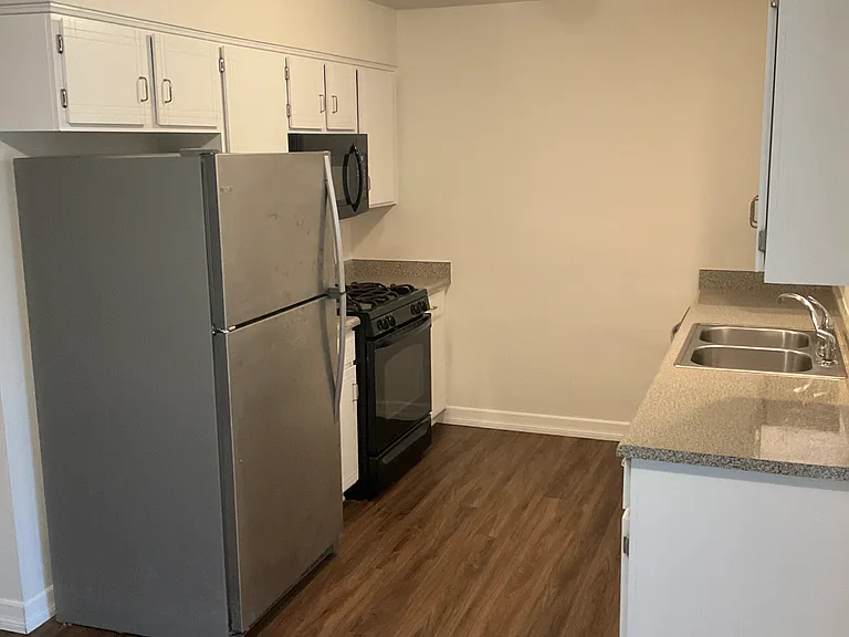 1877 kitchen2_12152025
