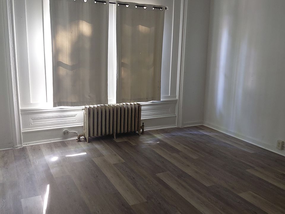 1st image of 336 N 6th St APT 1F