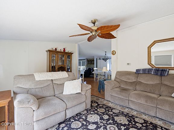 4th image of 513 Dairy Ln