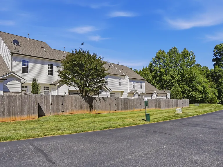 17 Abelia Ct — Photo 29