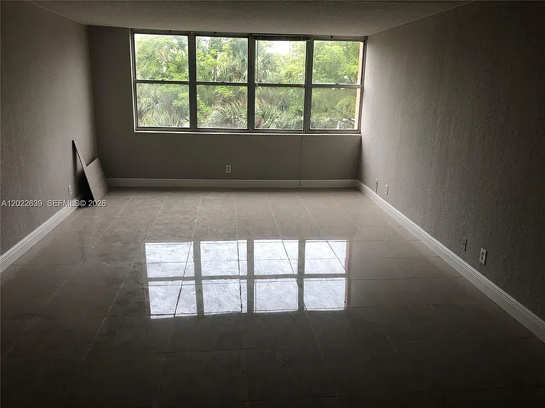 9143 SW 77th Ave #B306 — Photo 9