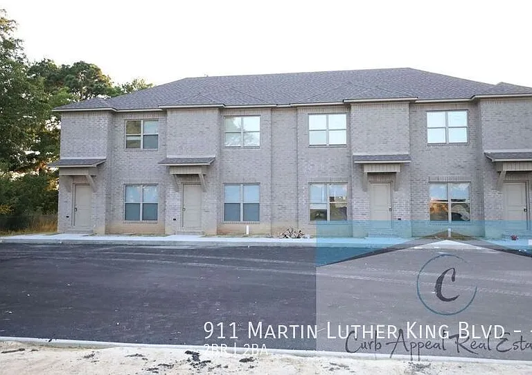 911 Martin Luther King Blvd #B — Photo 29