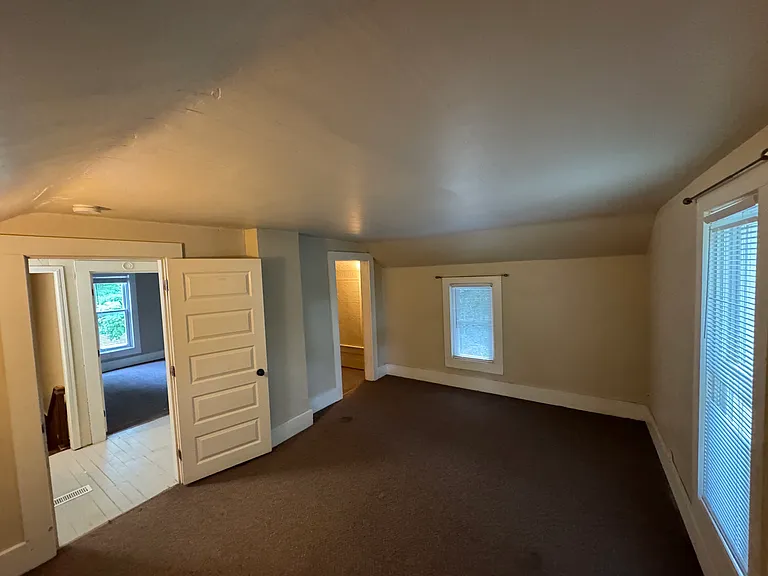 8830 Aboite Center Rd — Photo 6