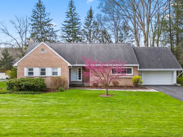 161 Clifton Blvd, Vestal, NY 13850