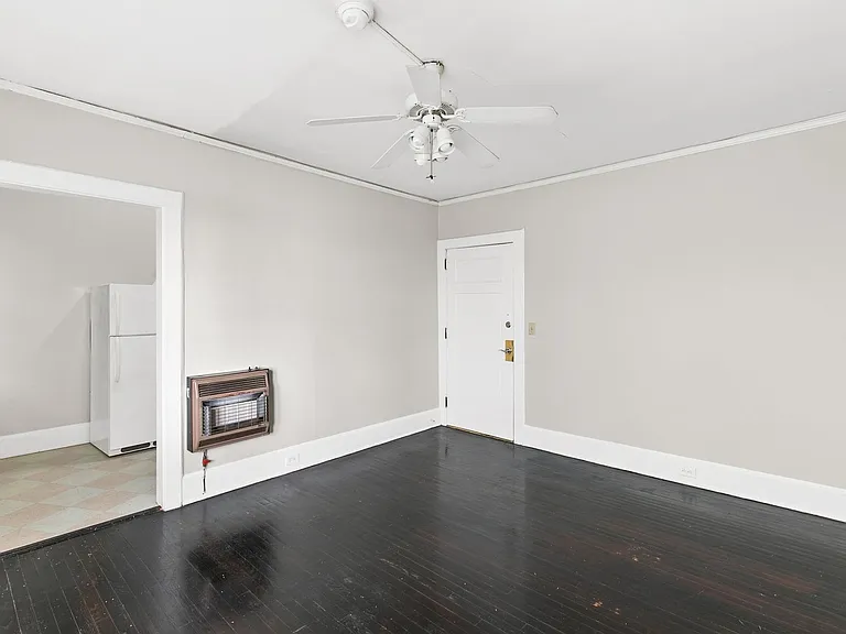 Clairmont Apartments — Photo 8