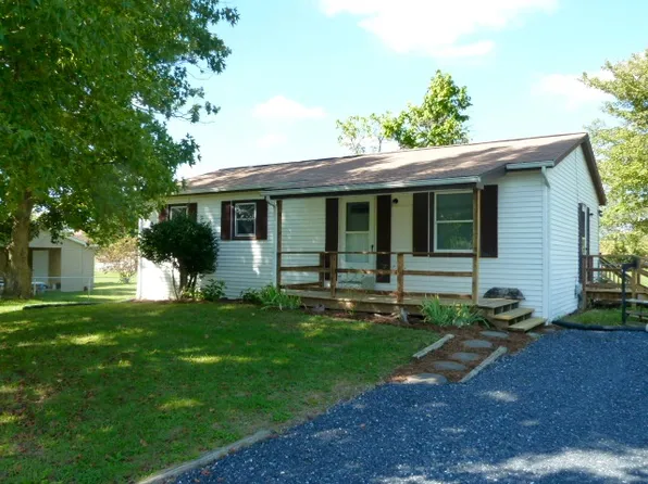 358 Wayne Ave, Stuarts Draft, VA 24477