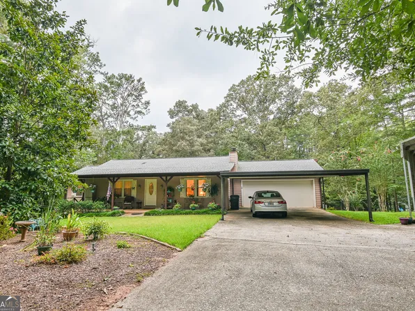 1231 Woodland Ct SE, Conyers, GA 30013