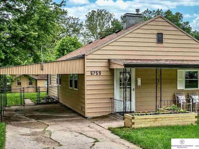 6759 Charles St, Omaha, NE, 68132