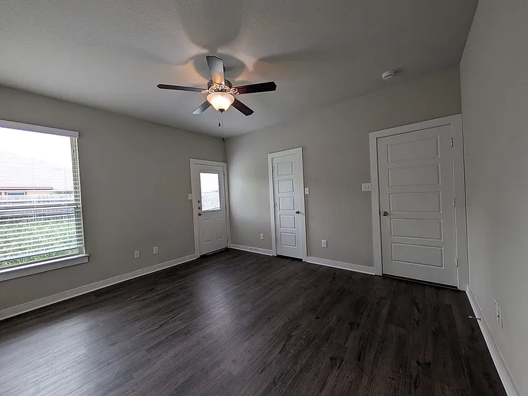 506 Creekside Frst — Photo 13