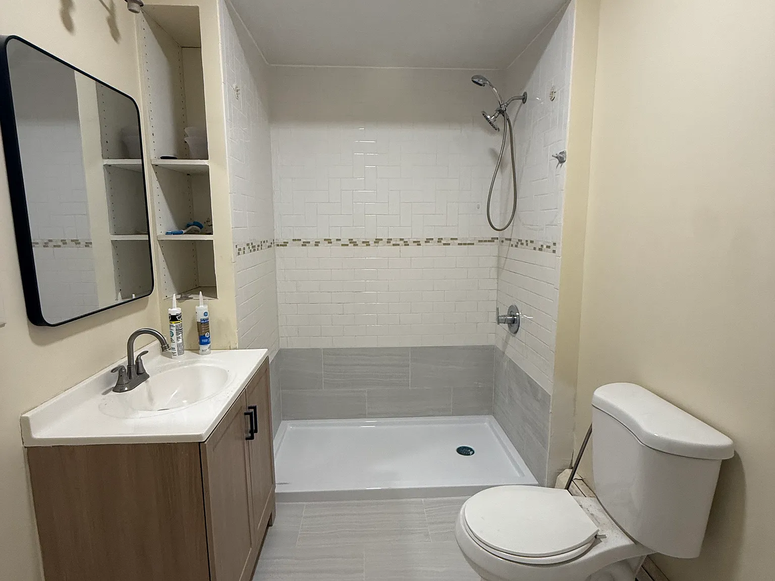 3 bed, $2,350 — Photo 2