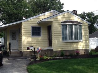 1237 Howells Rd, Bay Shore, NY 11706