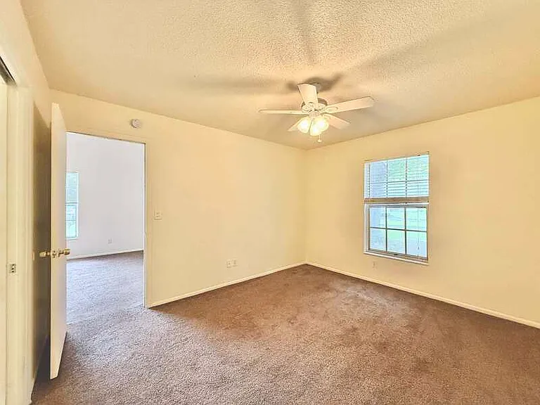 599 Capistrano Ct — Photo 22