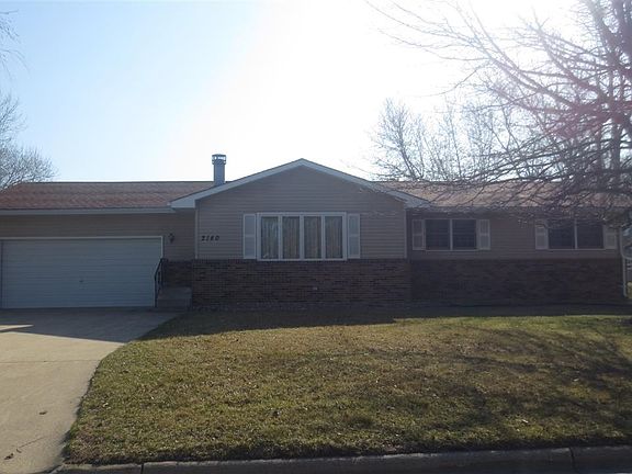 2nd image of 2140 2nd St