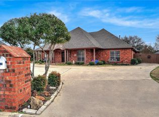 2300 Auburn Ct, Sherman, TX 75092