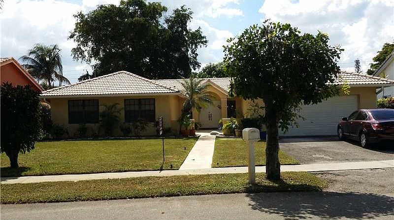 1st image of 9120 S Lake Miramar Cir