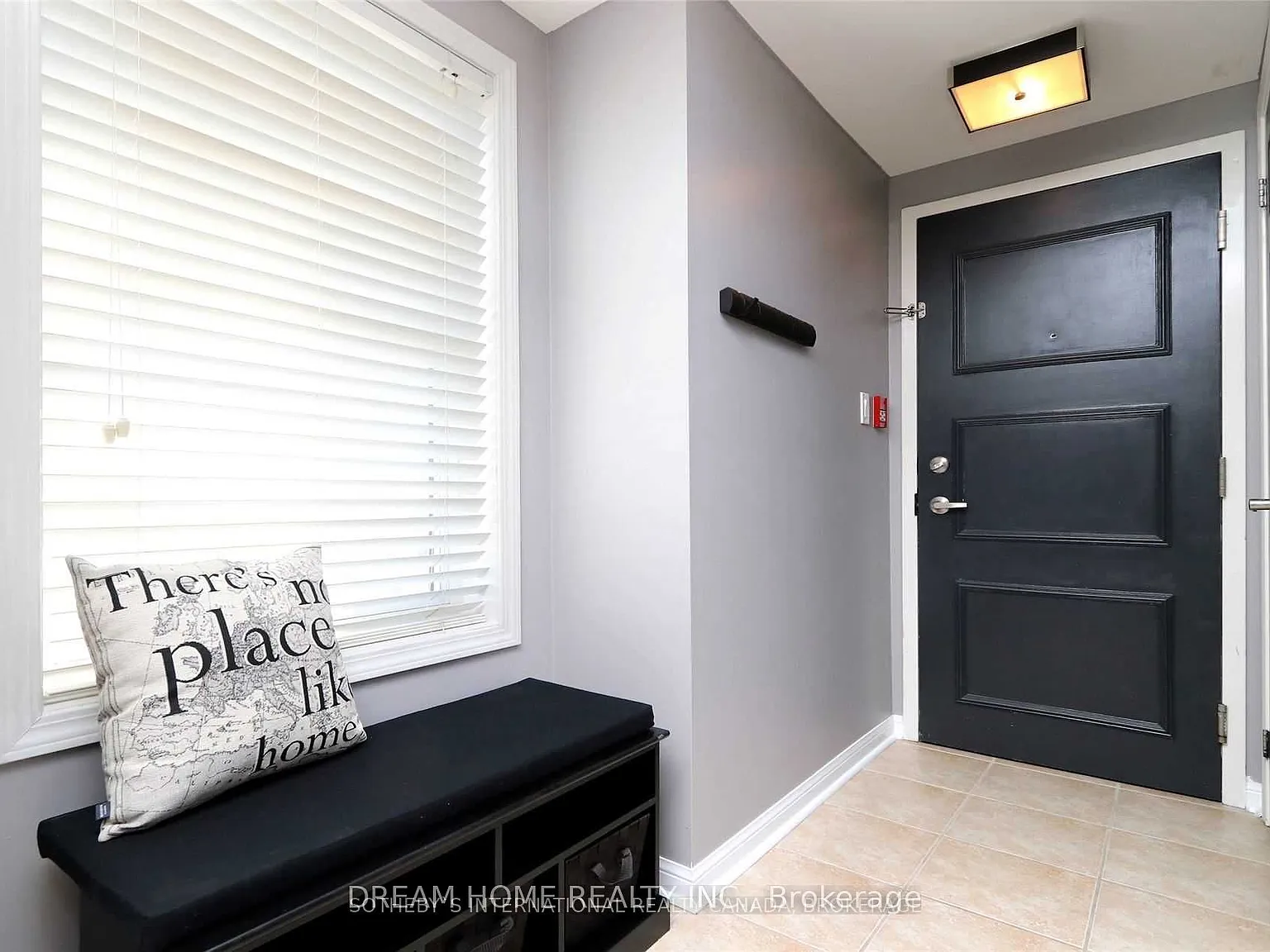 3 bed, $3,000 — Photo 4