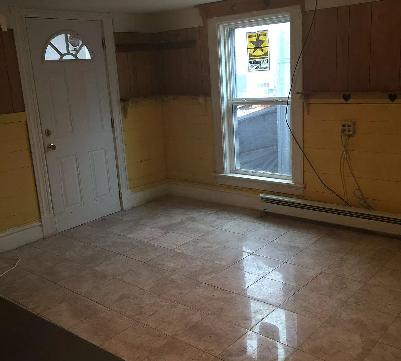 1 bed, 400 sqft, $1,000 — Photo 3