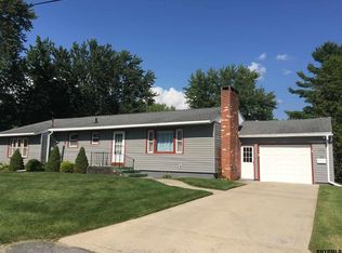 22 Regina Ln, Amsterdam, NY 12010