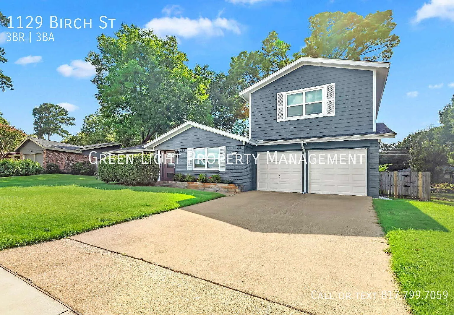 Spacious 3-bedroom, 3-bathroom home in Hurst — Photo 2