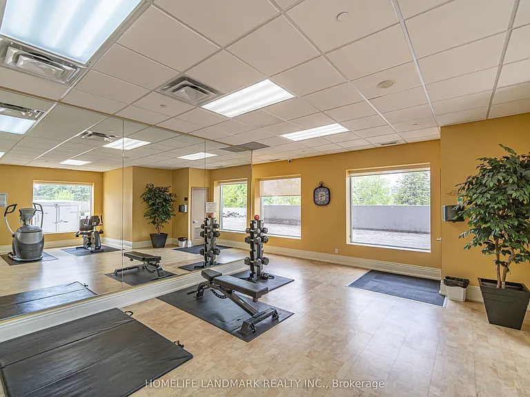223 Erb St W #405 — Photo 7