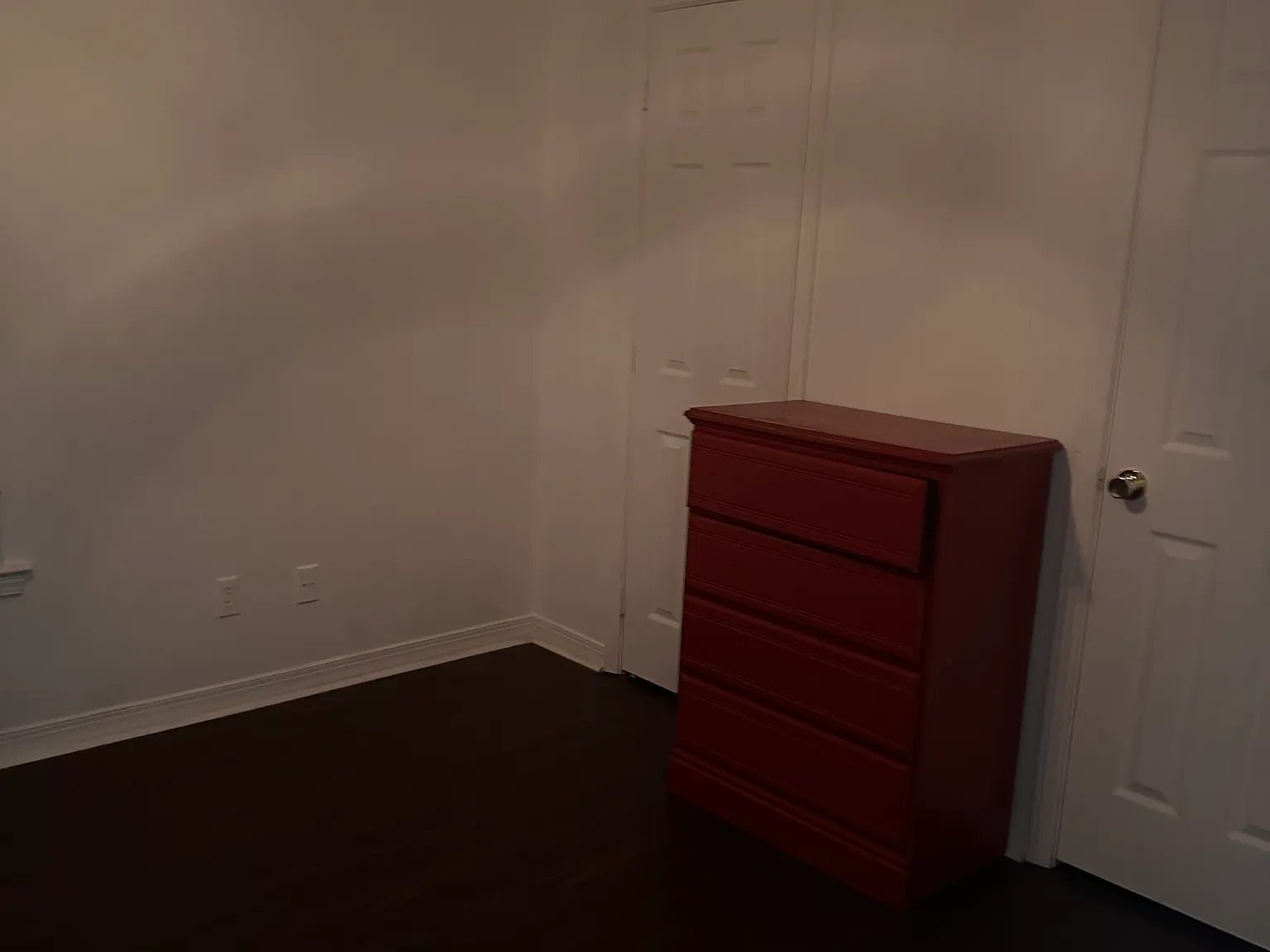 3 bed, 2055 sqft, $2,100 — Photo 3