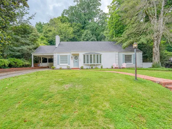 136 Eastwood Cir, Spartanburg, SC 29302